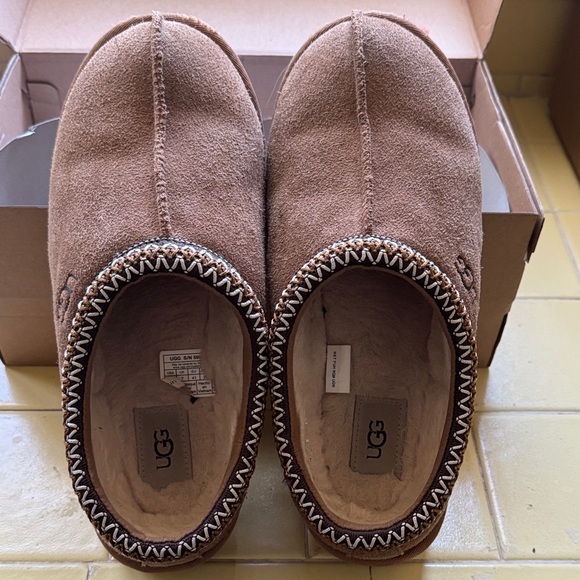 UGG Brown Suede Slippers M Tasman - Picture 1 of 5